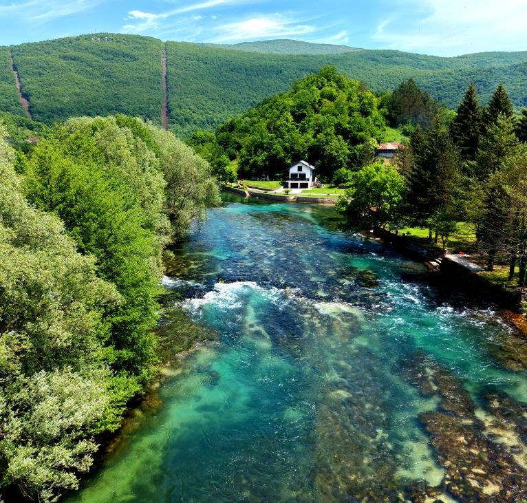 una-river