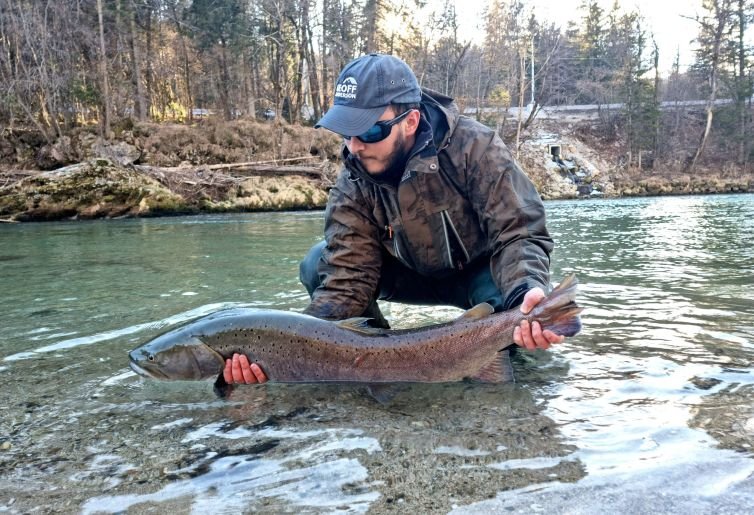 hucho-fly-fishing